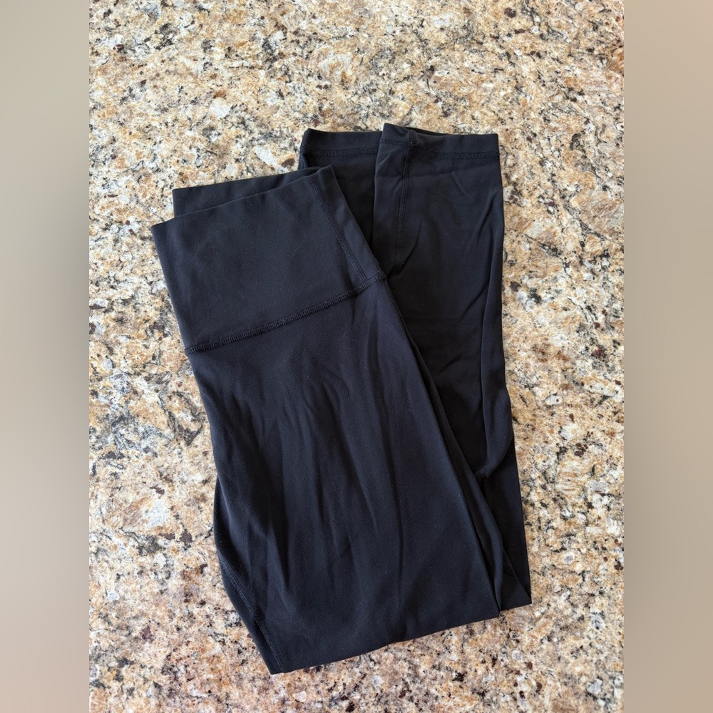 Women’s Lululemon Align Leggings BLACK size 6 from 2020 26” inseam